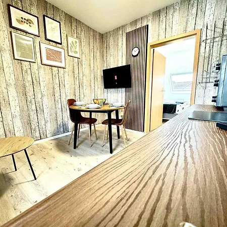 Primetime Mit Kueche Und Wlan *