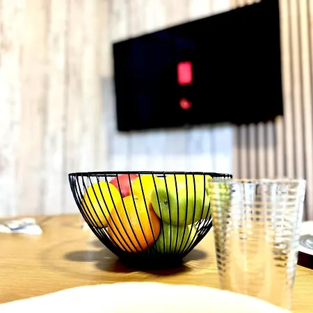 Primetime Mit Kueche Und Wlan Essen