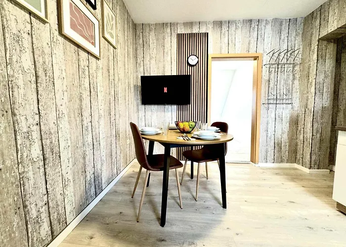 Primetime Mit Kueche Und Wlan 埃森