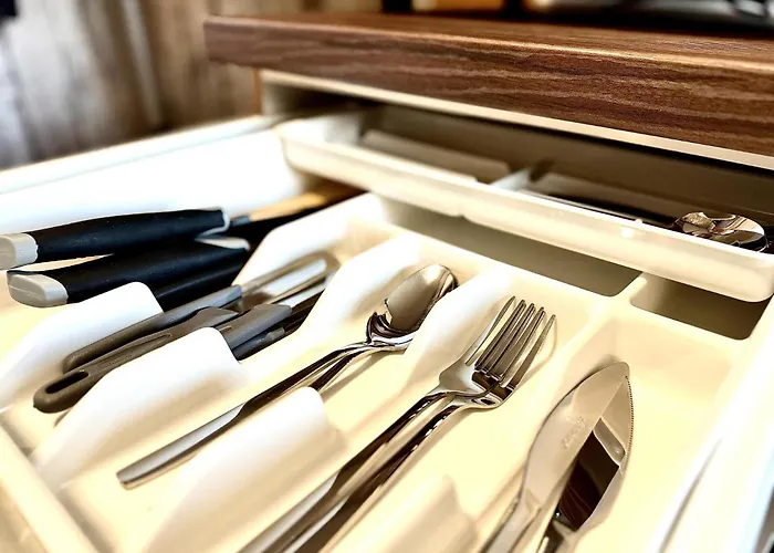 Primetime Mit Kueche Und Wlan Apartman