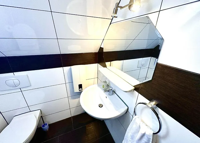 Apartman Primetime Mit Kueche Und Wlan